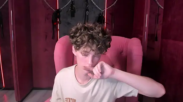 LukeSweet Pertunjukan Webcam