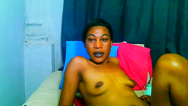 Živý XXX chat freaky_naughty