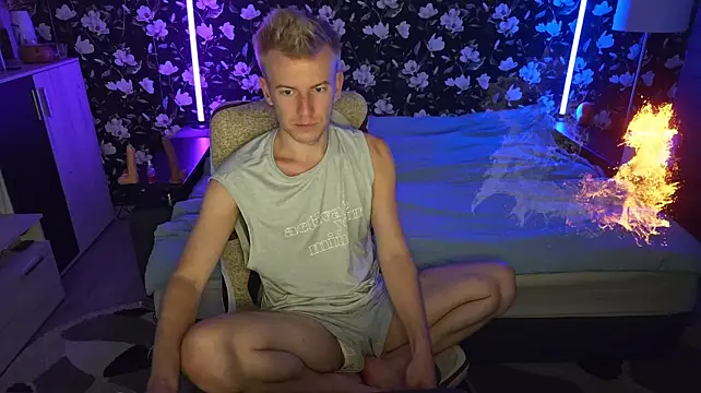 Онлайн чат XXX Vuitton