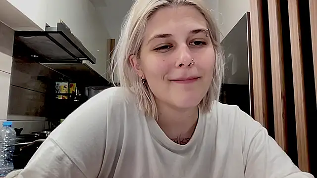Chat +18 de Ella_Bloom ao vivo