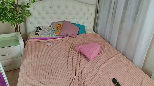 Živý XXX chat Kessi_Sweet