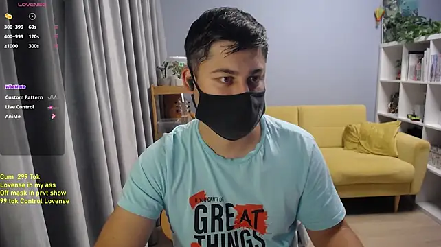 Tomguys 现场XXX聊天
