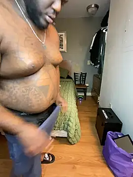 Tattedupdek's Live XXX Chat