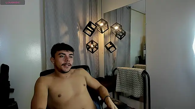 XXX chat uživo modela shelby_col