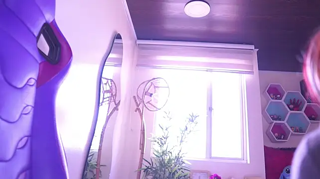 Rebecah_1 élő XXX-chatje