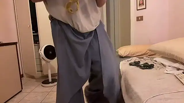 PierPesaroX's Webcam Show