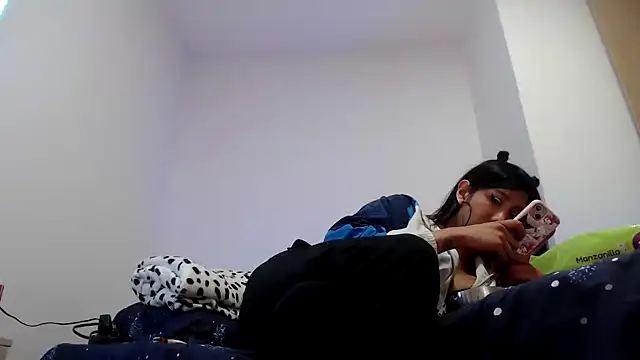 Doll_sary live XXX chat