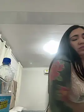 KathiaJenner's Live XXX Chat