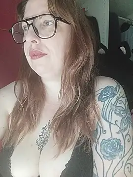 Chat +18 de Dunnitta ao vivo