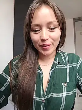marena_saenz's Live XXX Chat