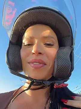 צ'אט XXX בשידור חי של Rafaellaz
