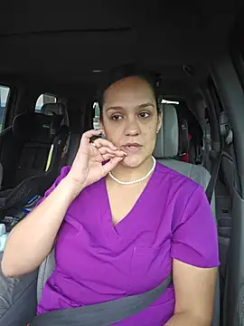 EllaEsEstrella Chat XXX live