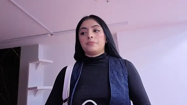 Julietta_MessyのライブXXXチャット
