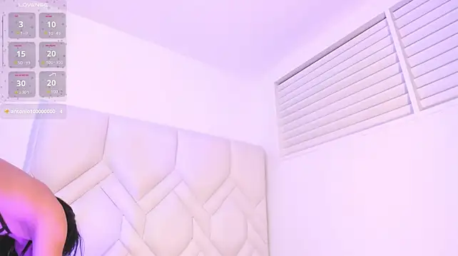 sky_velvet Adlı Modelin Web Kamerası Şovu