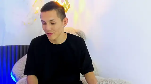 IzanArias' Webcam Show