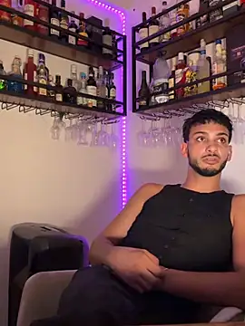 Gipsyboysteve Adlı Modelin Canlı XXX Sohbeti