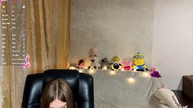 Webkamerová show urcutiebunnyy