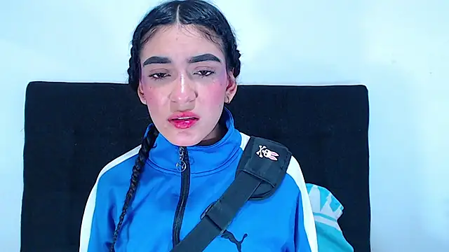 แชท XXX สดของ srta_luciana