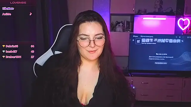 KatieMuse Chat XXX live