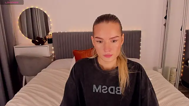 CassieRayss élő XXX-chatje