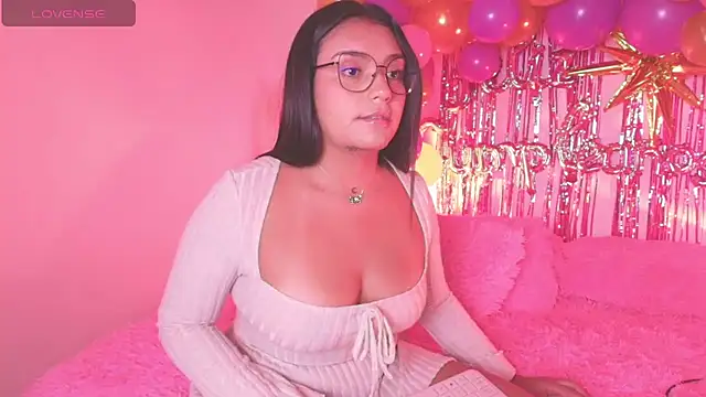Addela_n Live XXX chat