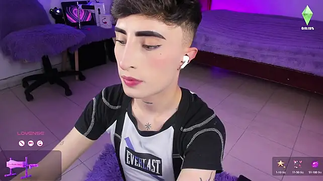 SebastianHilton: онлайн-секс-чат