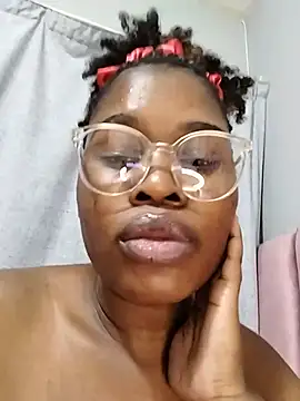 Cherrydollx's Webcam Show