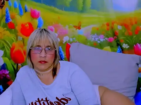 indianroxy Chat XXX live