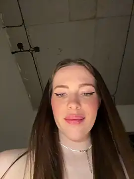 -SweetDi- Adlı Modelin Canlı XXX Sohbeti