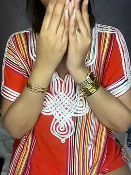 SAMIA-ARABIC Adlı Modelin Canlı XXX Sohbeti