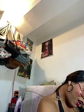 GoddessAlix Show in webcam