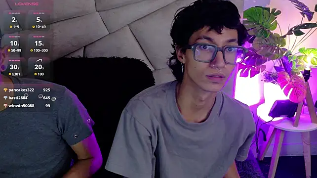 Yen_and_Dko Chat XXX in diretta