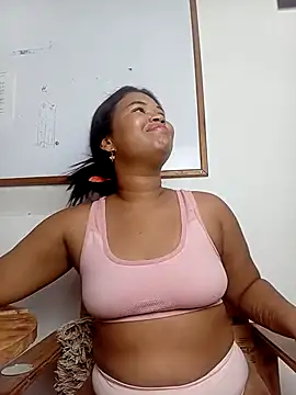 DALILAA_CURVY Webcam show