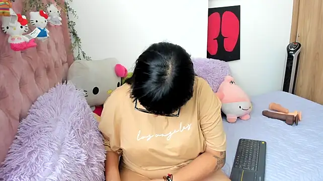 LillyCandy live XXX chat