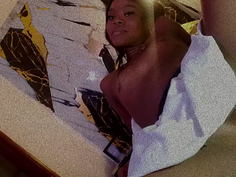 Вебкам-шоу mia_campbellx