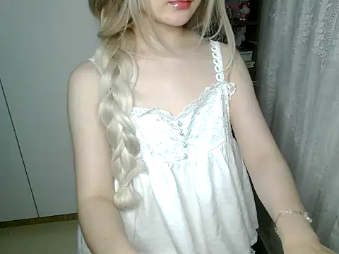 _hihihahaa_ Show Webcam
