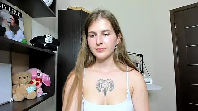 OhMyAlice élő XXX-chatje
