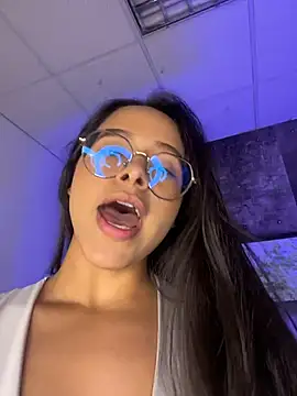 Онлайн чат XXX KittyKatesXXX