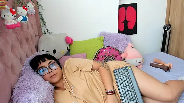 XXX chat uživo modela LillyCandy