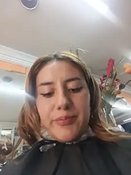 Онлайн чат XXX LuisaLean
