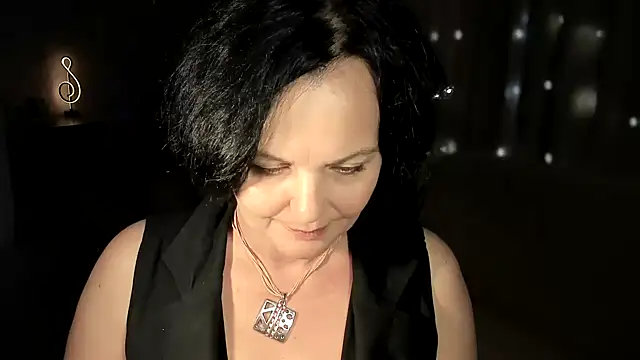 WitchBlueRose's Live XXX Chat