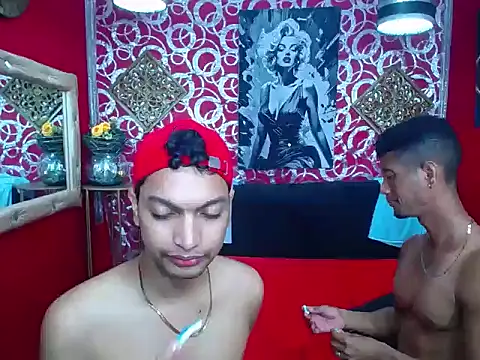 PEINBOYS Show in webcam