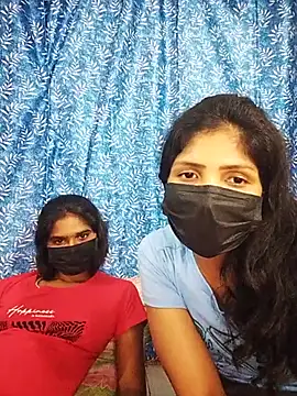 Živý XXX chat Tamil_SweetHeart