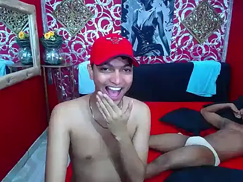 دردشة PEINBOYS الجنسية المباشرة
