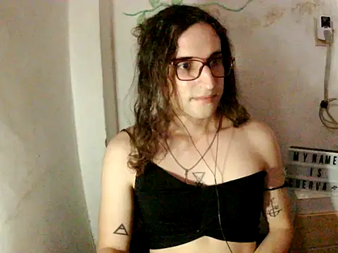 LaCuerva19 Show in webcam