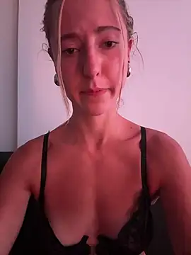 gymgirllaura 现场XXX聊天