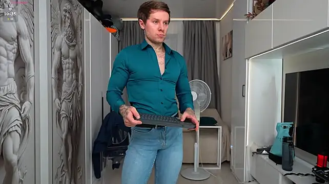 Živý XXX chat NickHOWLEN