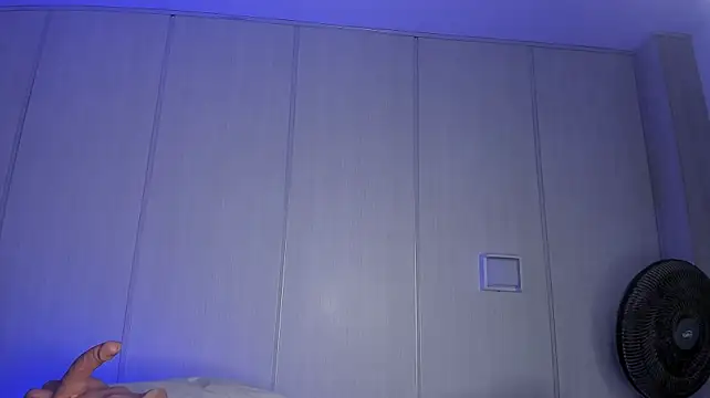 sasha_riverss' Webcam Show