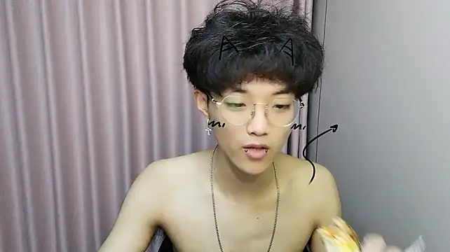 wssoo11's Live XXX Chat