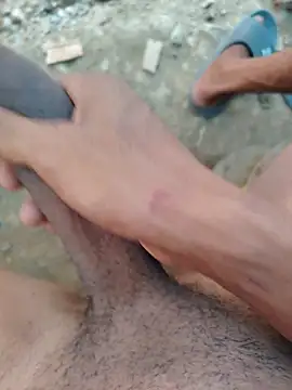 24_MOSTRUOSO – Naživo XXX chat